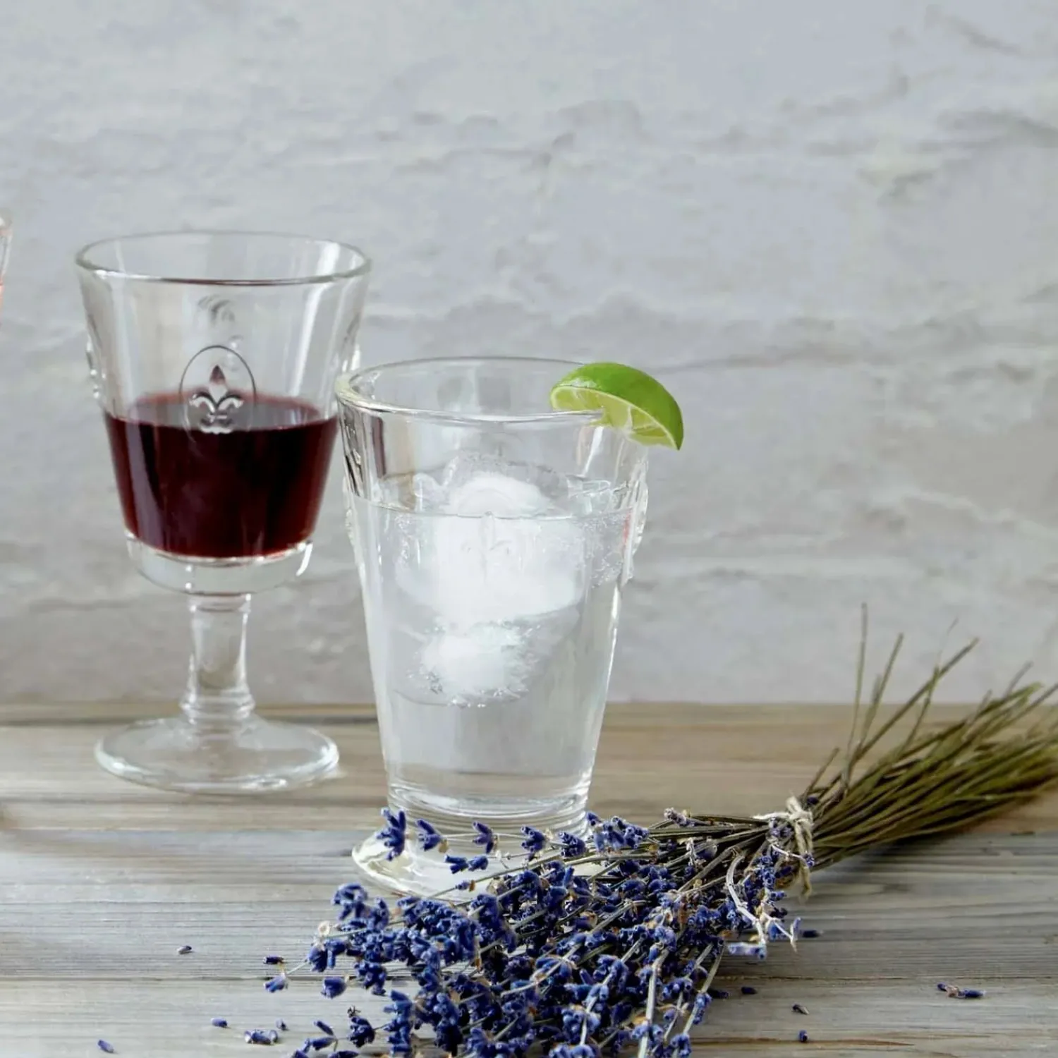 fleur_de_lys_french_ice_tea_glass_1-1.webp Fleur De Lys French Ice Tea Glass>Roger's Gardens Fashion